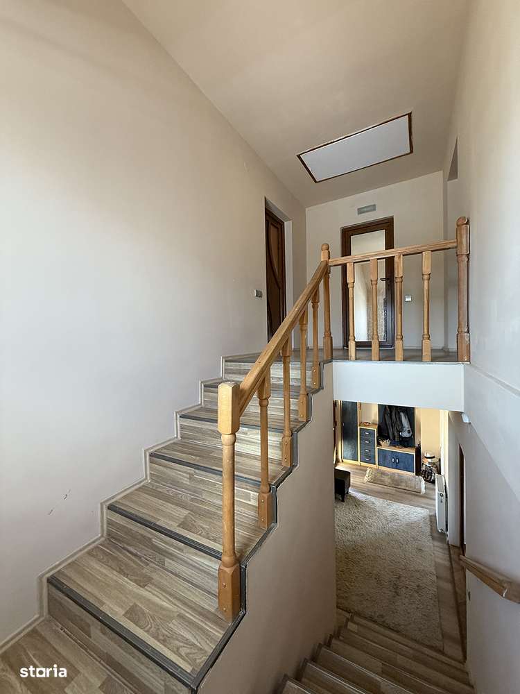 Casa cu mansarda in zona baile 1 mai / baile Felix - IMOBIHOR - Imagine principală: 5/8