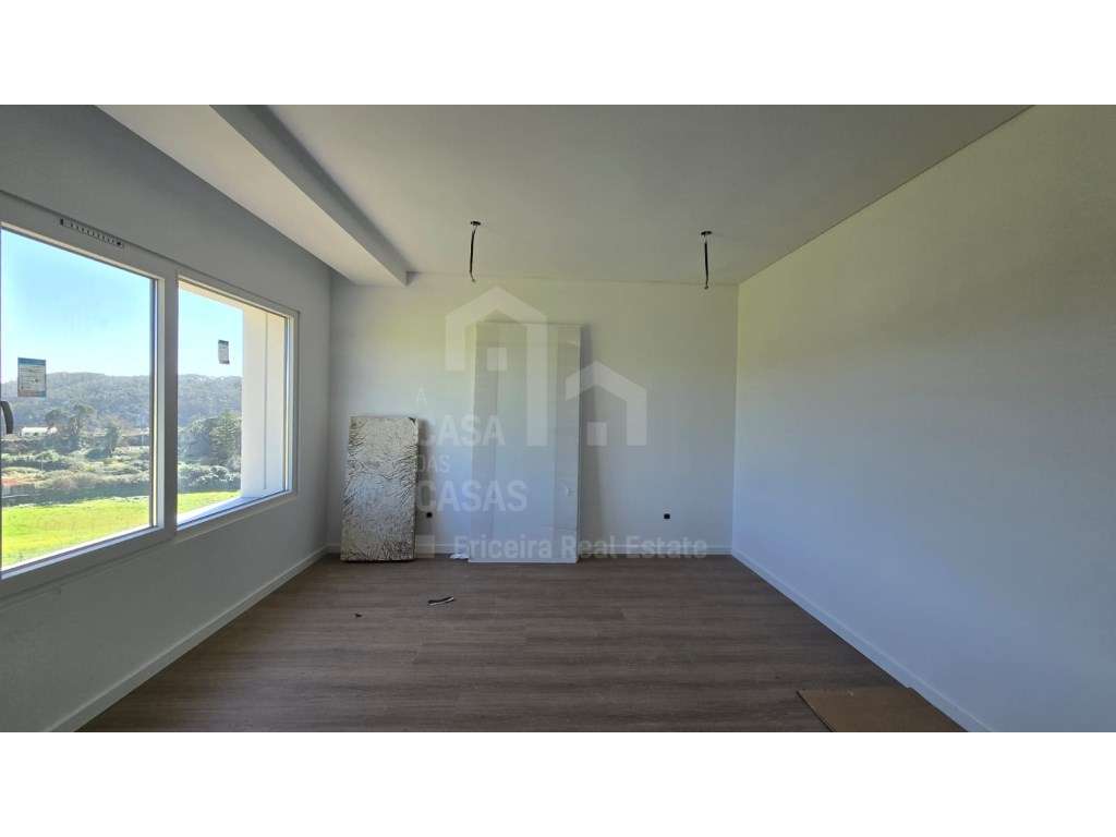 Vende Moradia T4 - Ericeira 9 km, A Casa das Casas - Grande imagem: 2/15