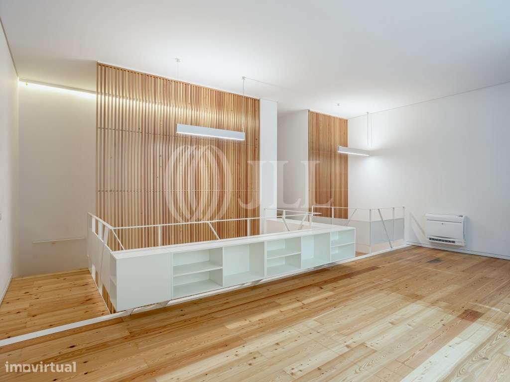 Apartamento T0+1 duplex, junto ao Parque Eduardo VII - Grande imagem: 3/19