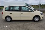 Volkswagen Touran - 4