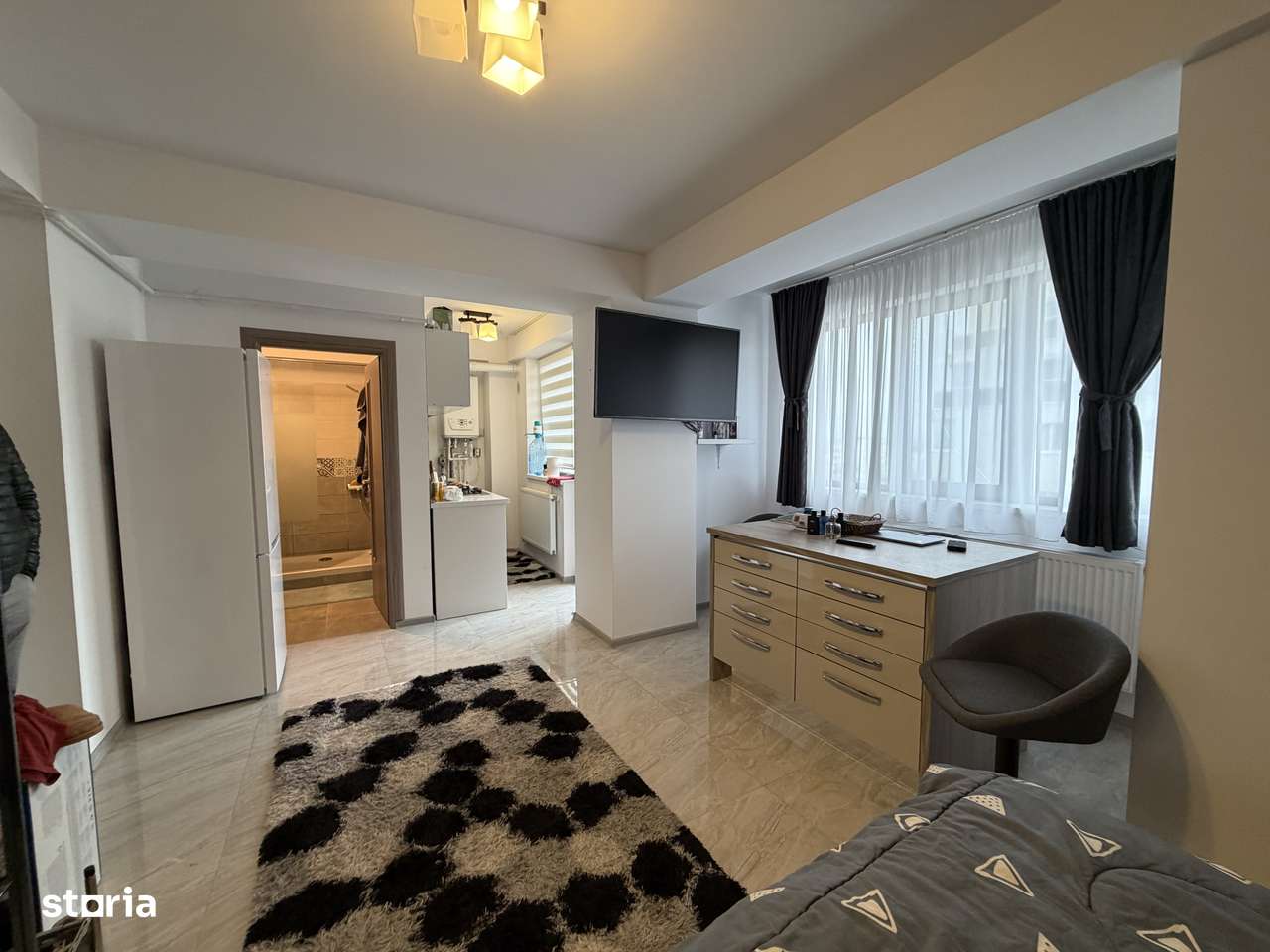 Chirie Garsoniera Mioveni, Bloc Nou, Et4, moderna, mobilata utilata - Imagine principală: 4/16