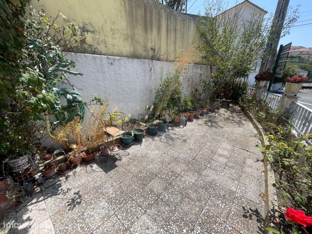 Vende-se Moradia V3 no Vimeiro - Lourinhã. - Grande imagem: 2/20