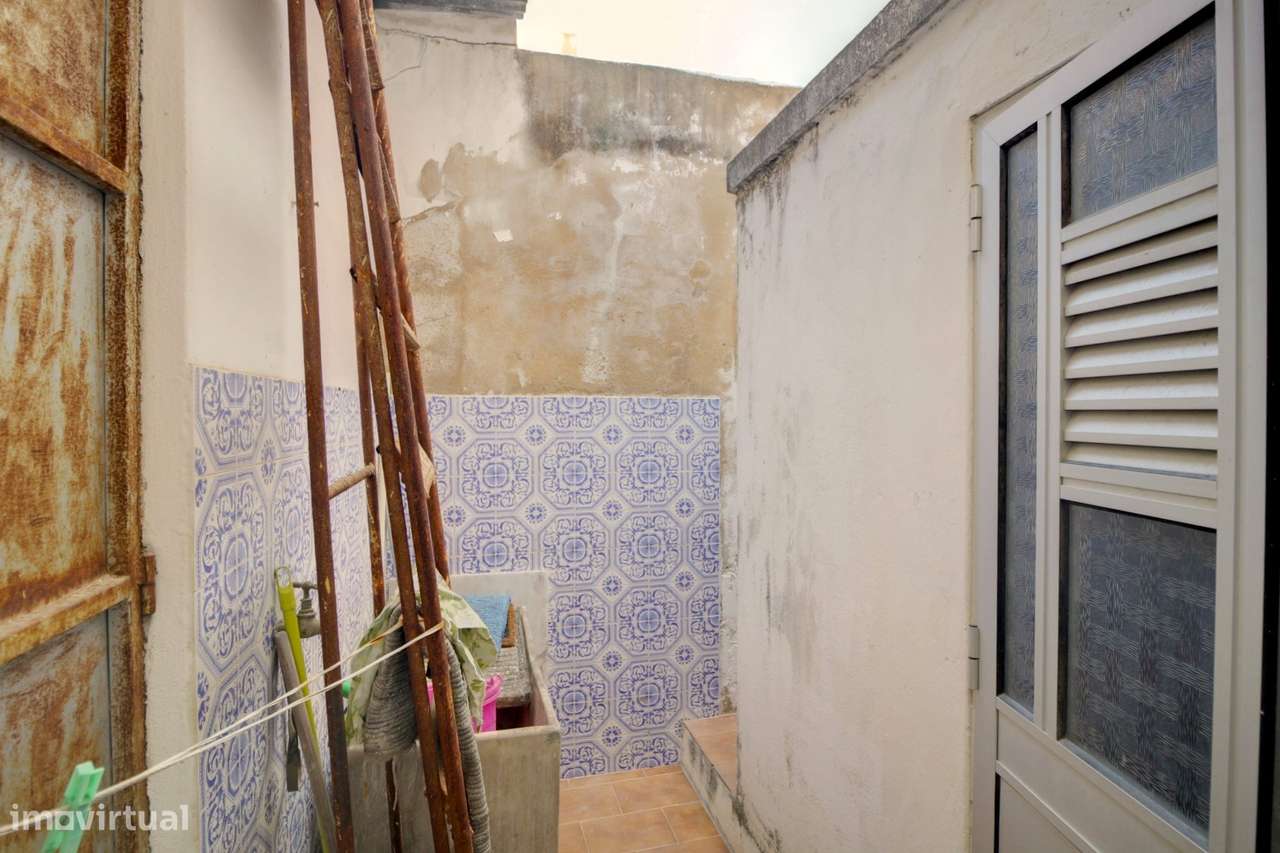 Moradia T2 à Venda em Olhão - Excelente Oportunidade de Investimento-14