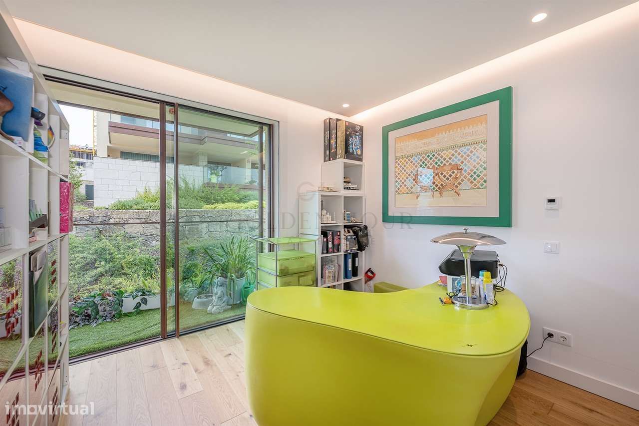 Apartamento T3 de Luxo na Quinta Marques Gomes | Golden Hour Real Esta-8