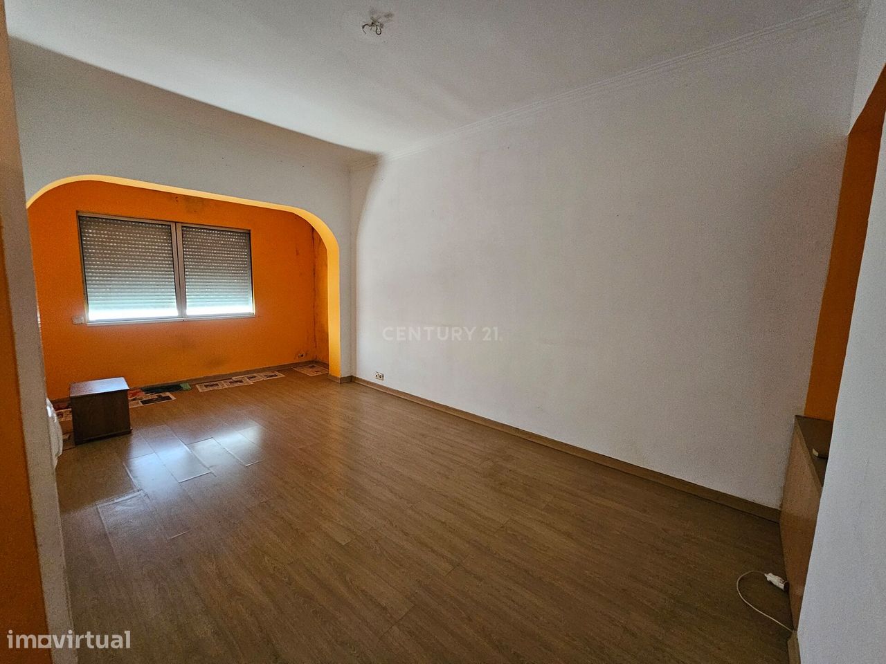 Apartamento T2 na Amora!