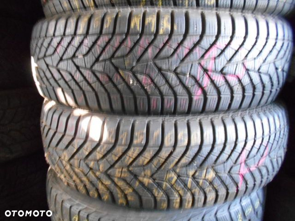 Opony 215/65r17 yokohama bluearth winter v905 7,3mm zima para - 1