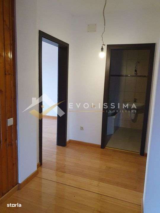 Apartament de trei camere la intrare in Bran-12