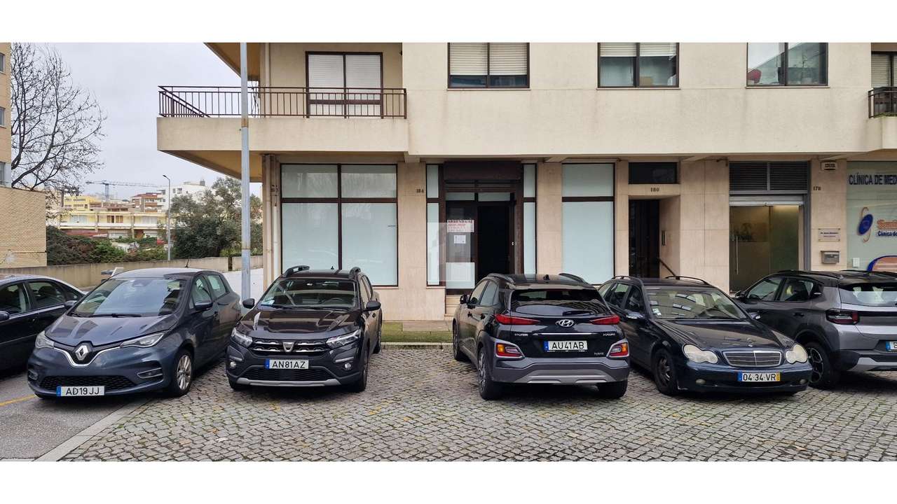 Loja – ampla – Pedrouços - Grande imagem: 2/24