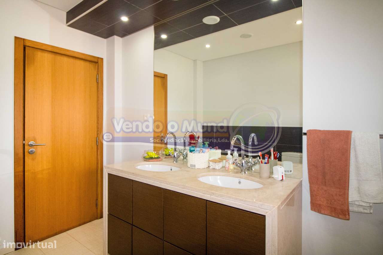 Moradia T3+1 em Foros de Salvaterra (F837)-47