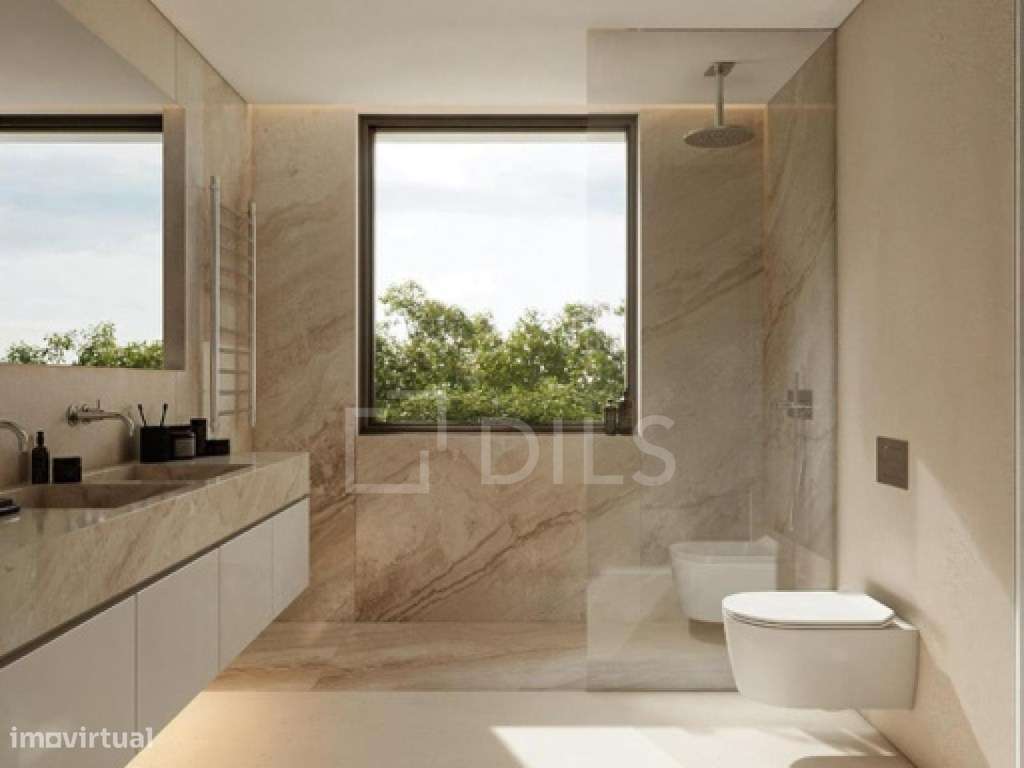 Moradia T3 com jardim privativo e projeto de reabilitação, no Porto - Grande imagem: 5/20