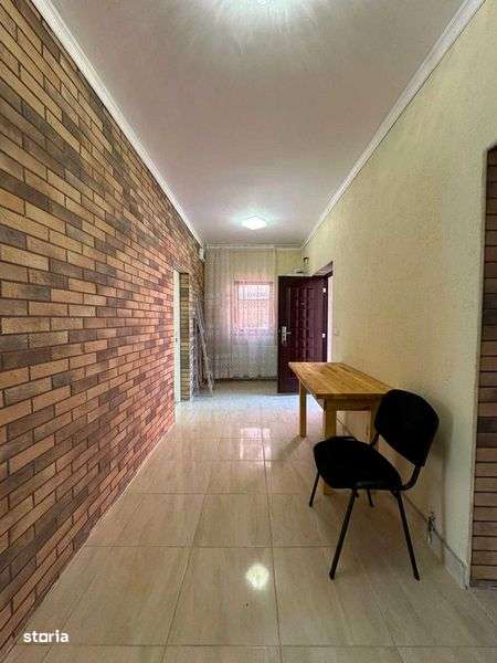 Vand  casa la curte comuna, zona Cantemir - Imagine principală: 5/8