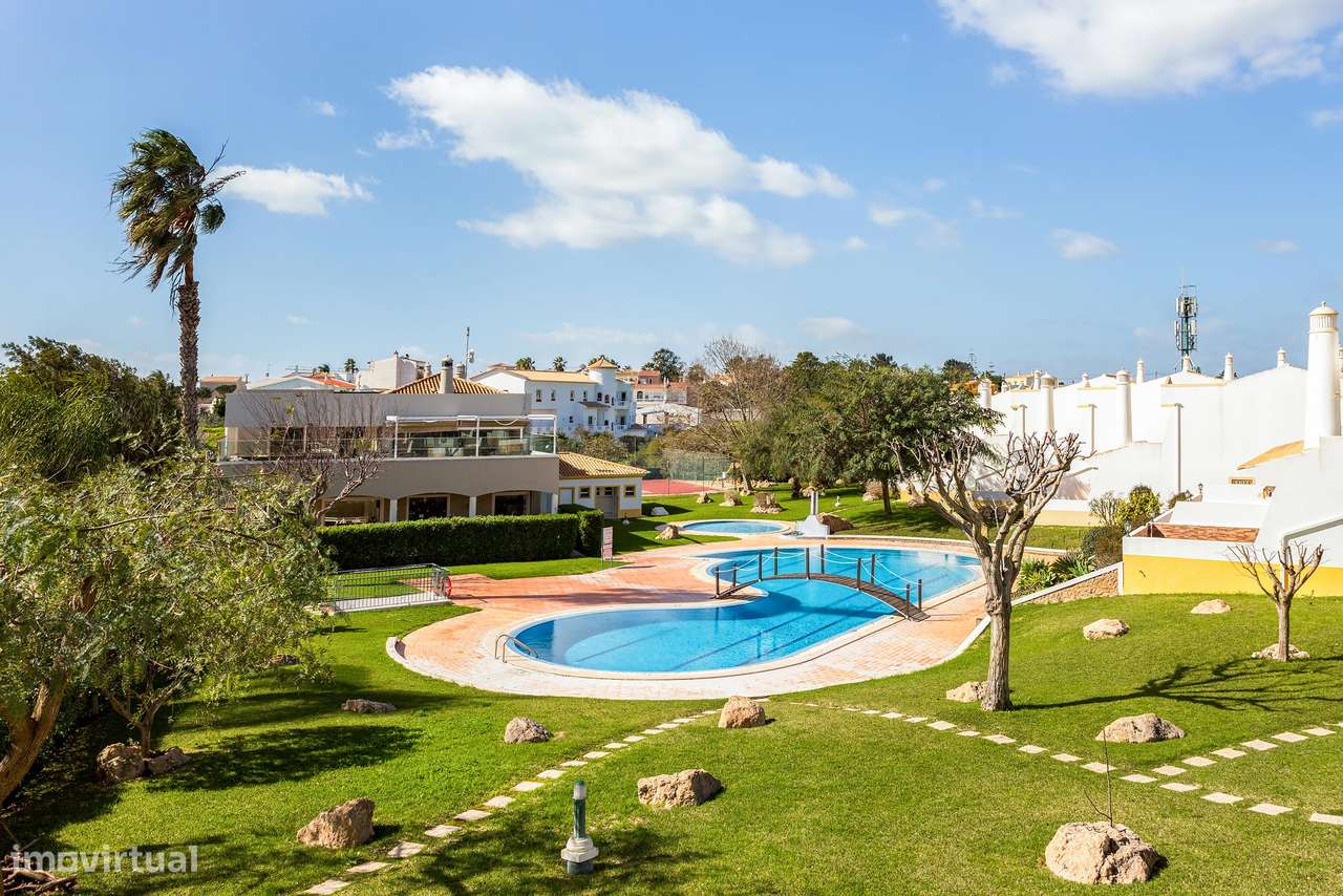 Fantástica moradia em banda a pé da praia-28