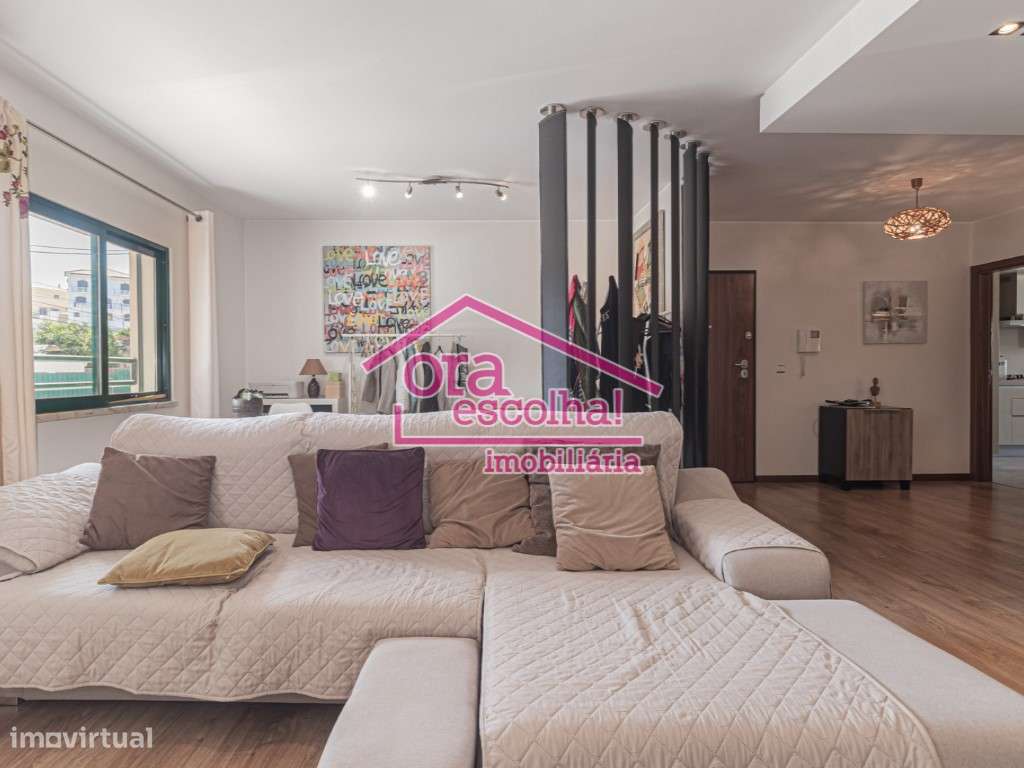 Apartamento T2 + 1 de 2011 com 104 m2 e arrecadação individual na A...-5