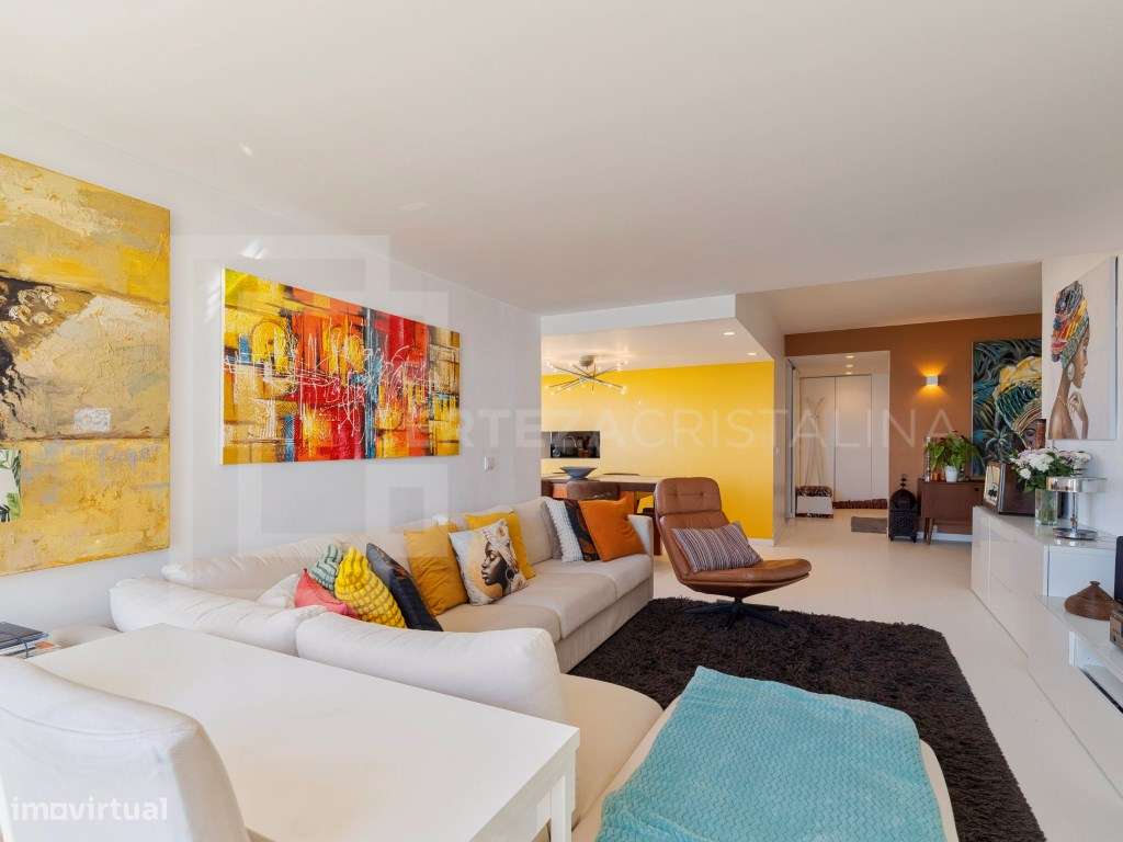 T5 com vista de mar em Paço de Arcos | Localização privilegiada-9