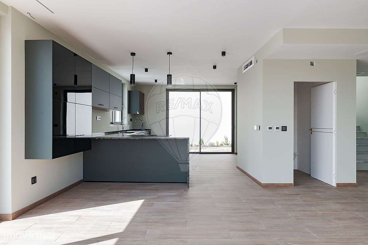 Moradia T3 para venda-7