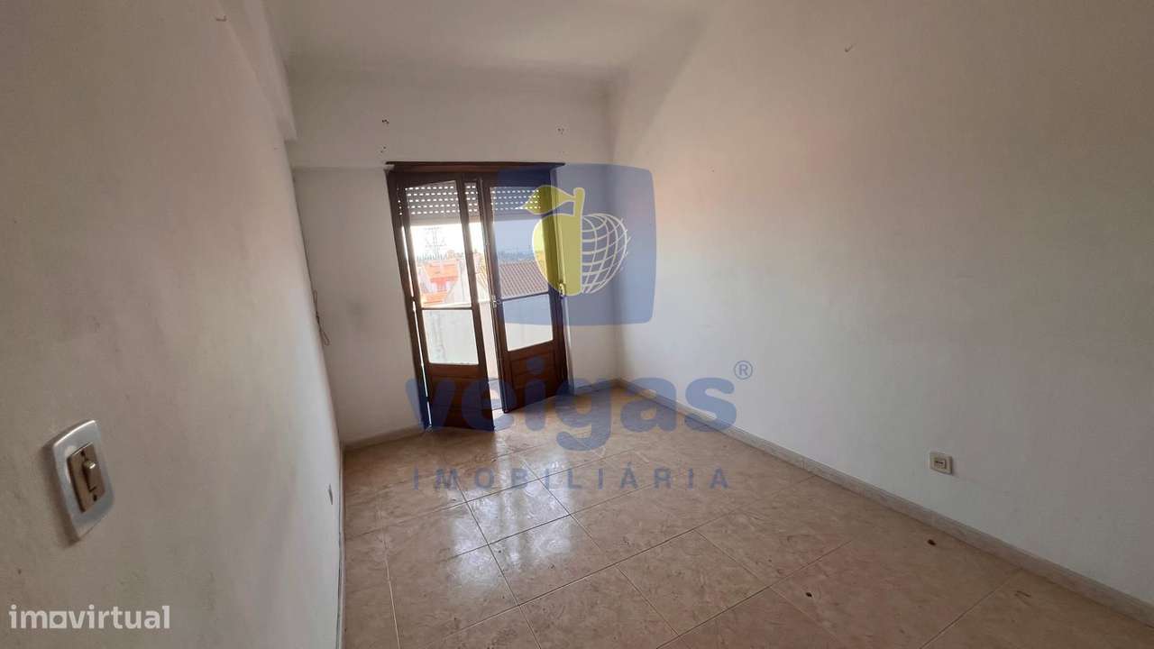 APARTAMENTO T2 BOM SUCESSO-3