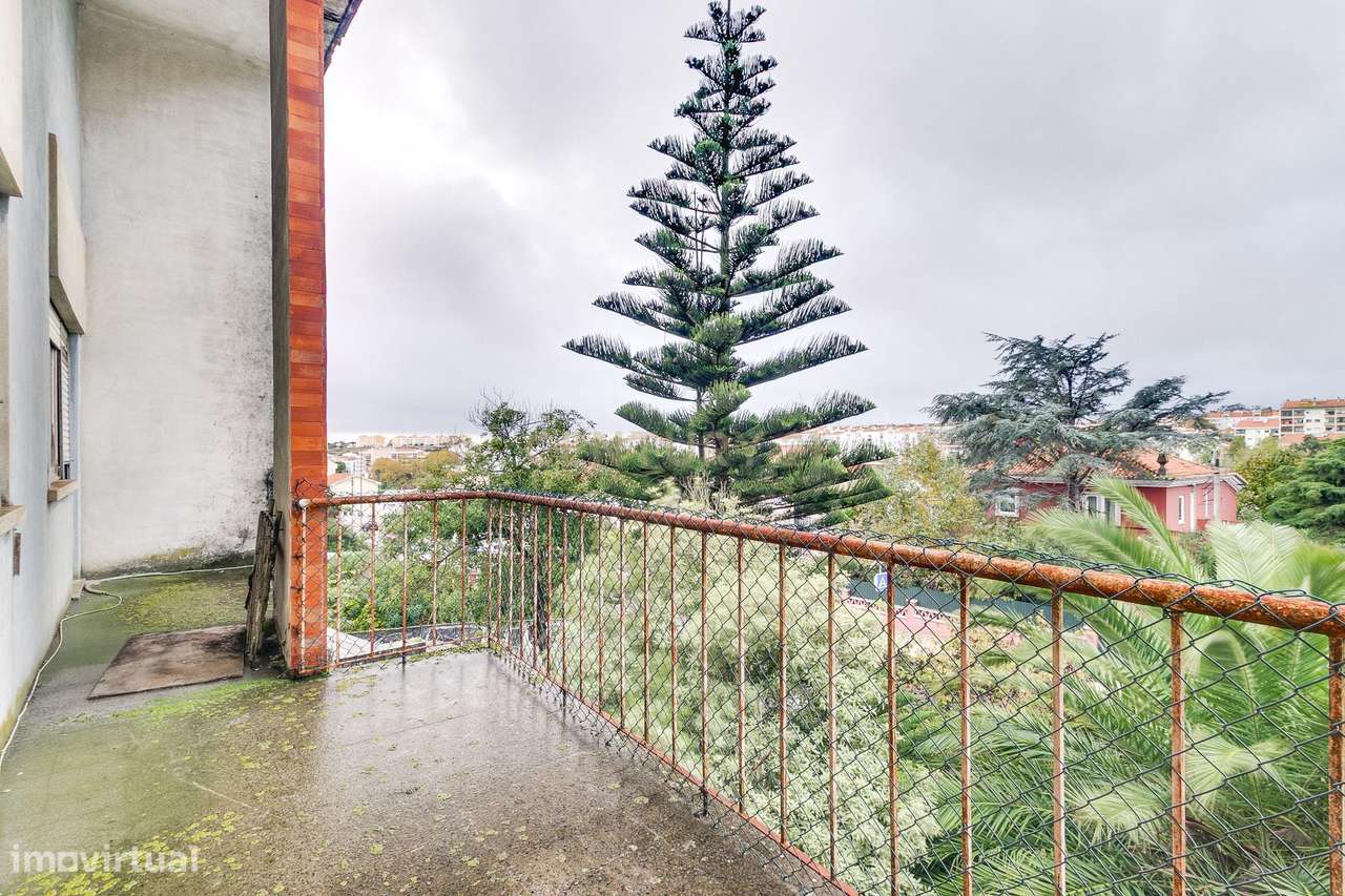 Moradia T5 em Rio de Mouro-46