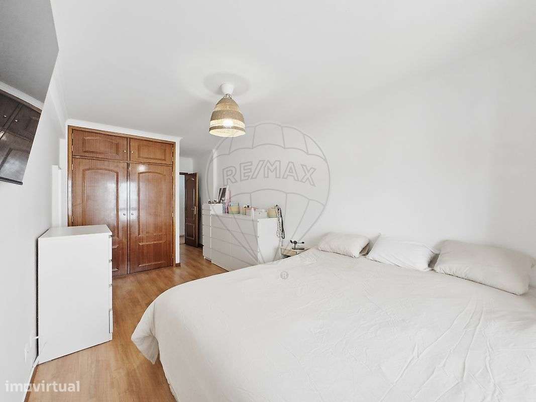 Apartamento T3 à venda em Sintra-17
