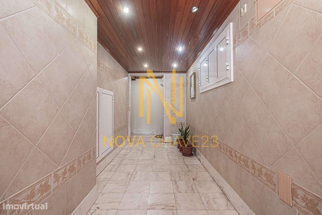 Apartamento T2 com Suíte remodelado nas Campinas – 117,75 m²-28