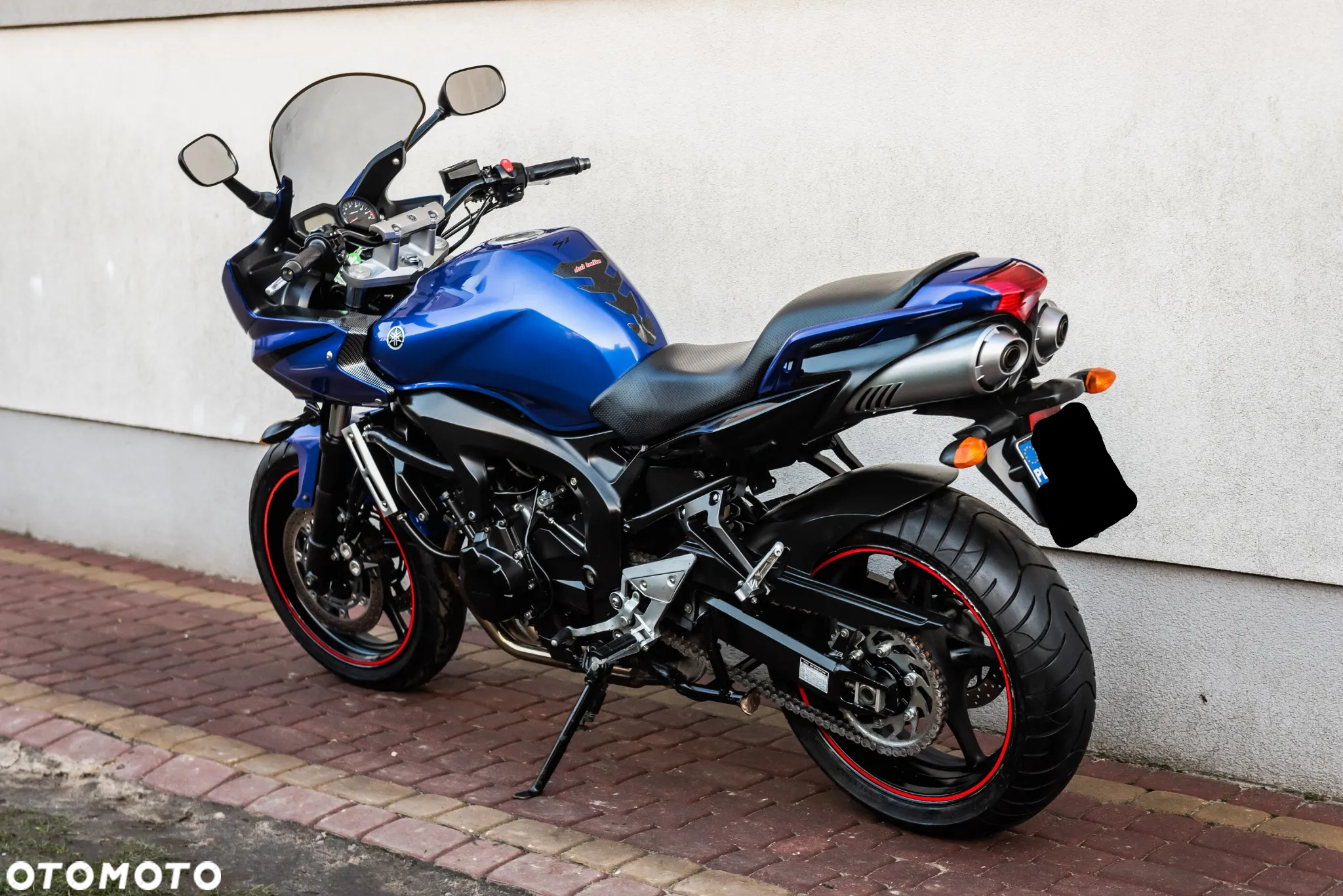 Yamaha FZ - 4