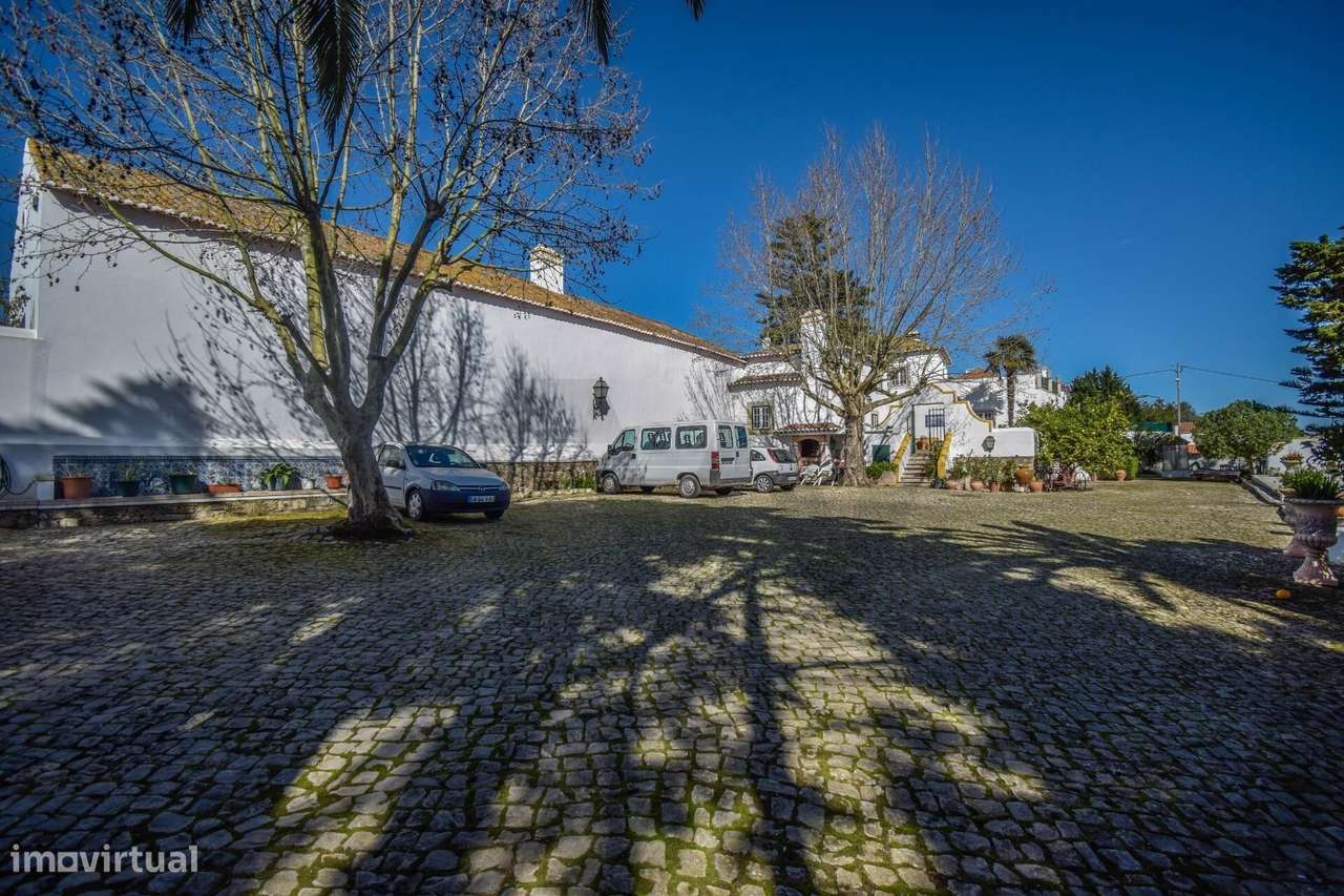 Quinta com Solar e Capela - Referência Histórica em Mafra-30
