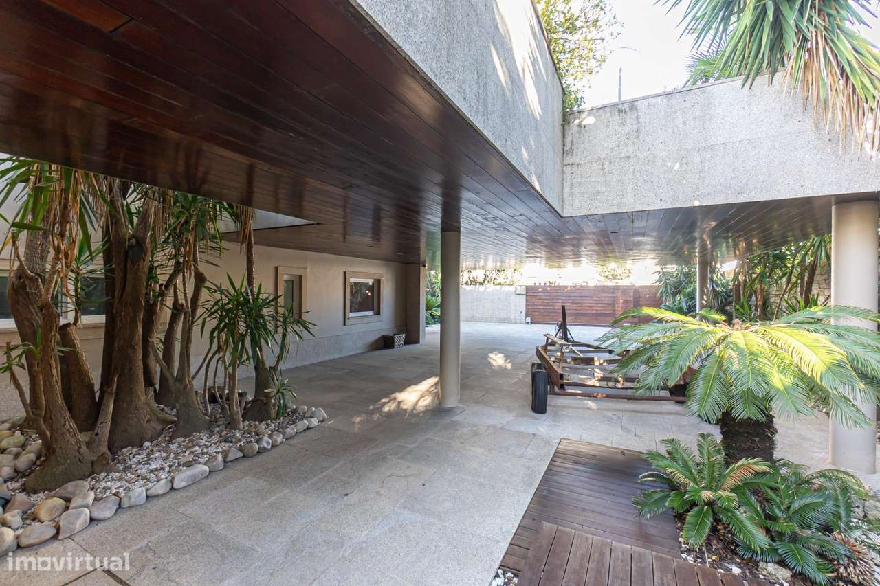 Moradia de Luxo com Elevada Privacidade, Piscinas Interior e...-56