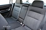 Volkswagen Passat 1.9 TDI Comfortline - 9