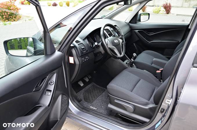 Hyundai ix20 1.4 Comfort - 23