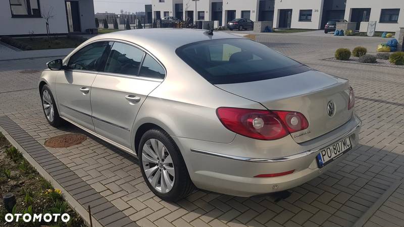 Volkswagen Passat 1.8 TSI Highline DSG - 4