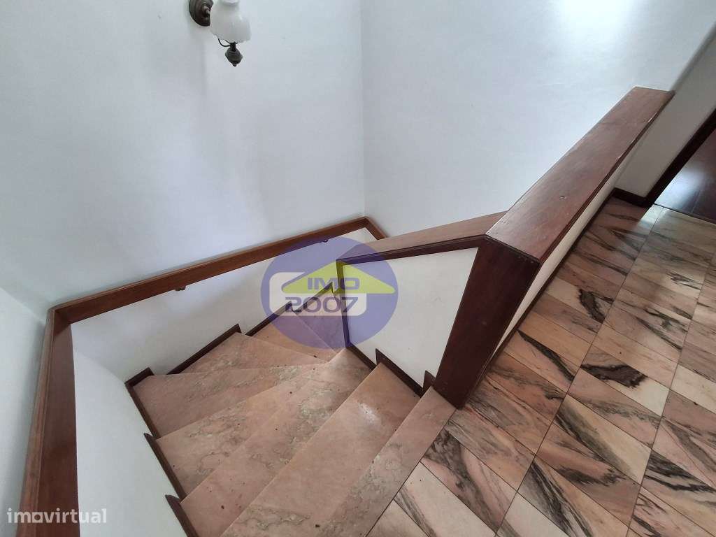 Moradia T3 em Miramar-22
