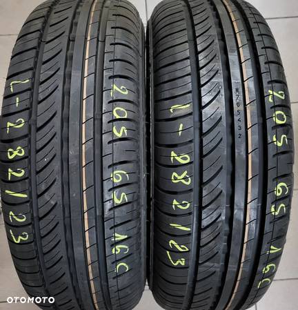 205/65r16C (L282/23)D# 2szt NOWE NOKIAN Cline Van NOWE 2021r LETNIE - 1