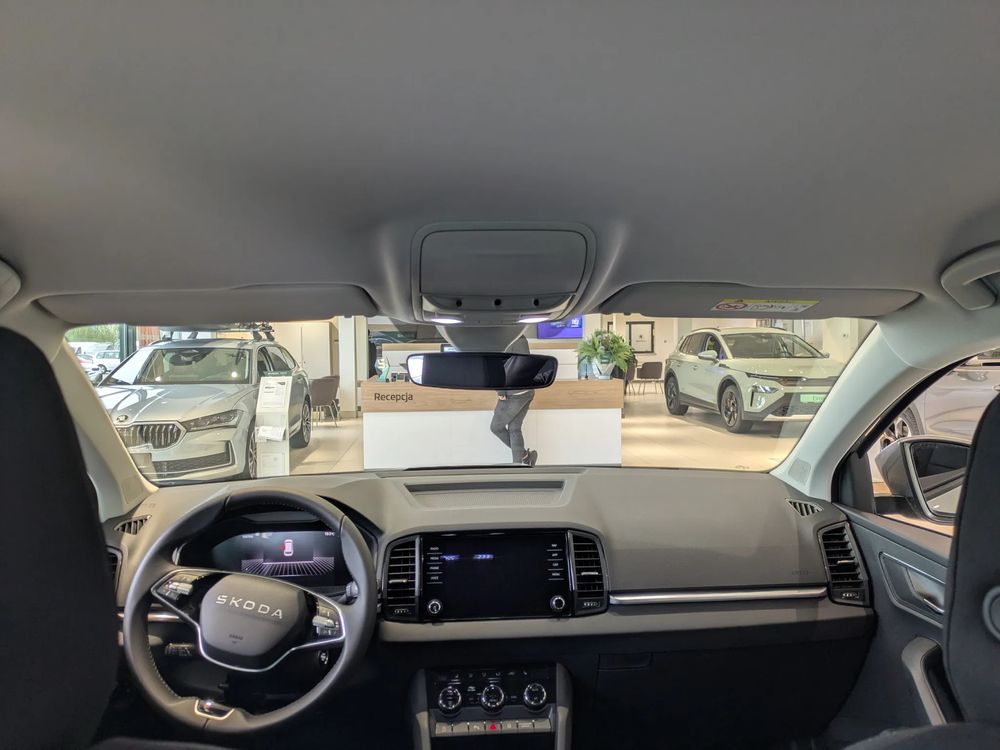 SKODA KAROQ Karoq Drive 1,5 TSI 150 KM 6-biegowa manualna