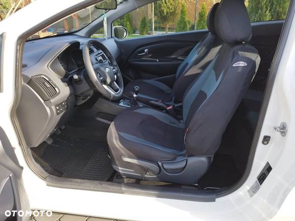 Kia Rio 1.2 L - 23