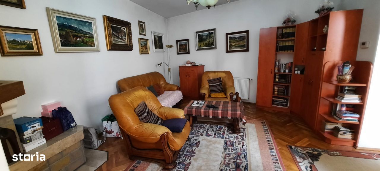 De vanzare casa cu 5 camere, Targu Mures, Zona Centrala