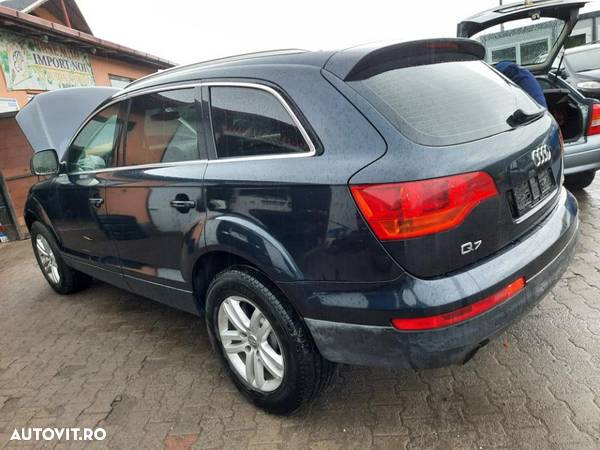 Dezmembrez Audi Q7 quattro 3.0TDi 171kw Negru LZ5Q An 2007 - 12