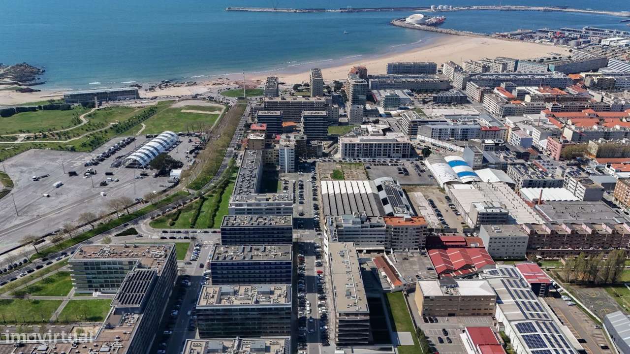 T1 Novo Vista Mar, Último Piso com Solário, Matosinhos Sul, com 48 m²-18