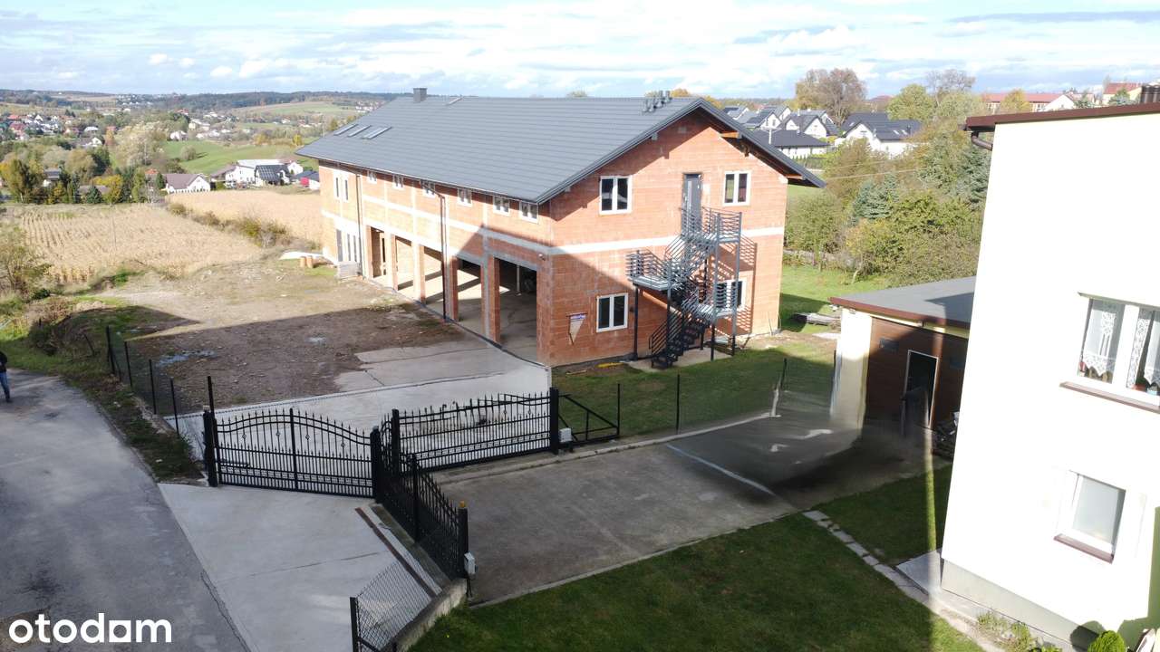 4 DZIAŁKI BUDOWLANE + BUDYNEK USŁUGOWY - HALA-3