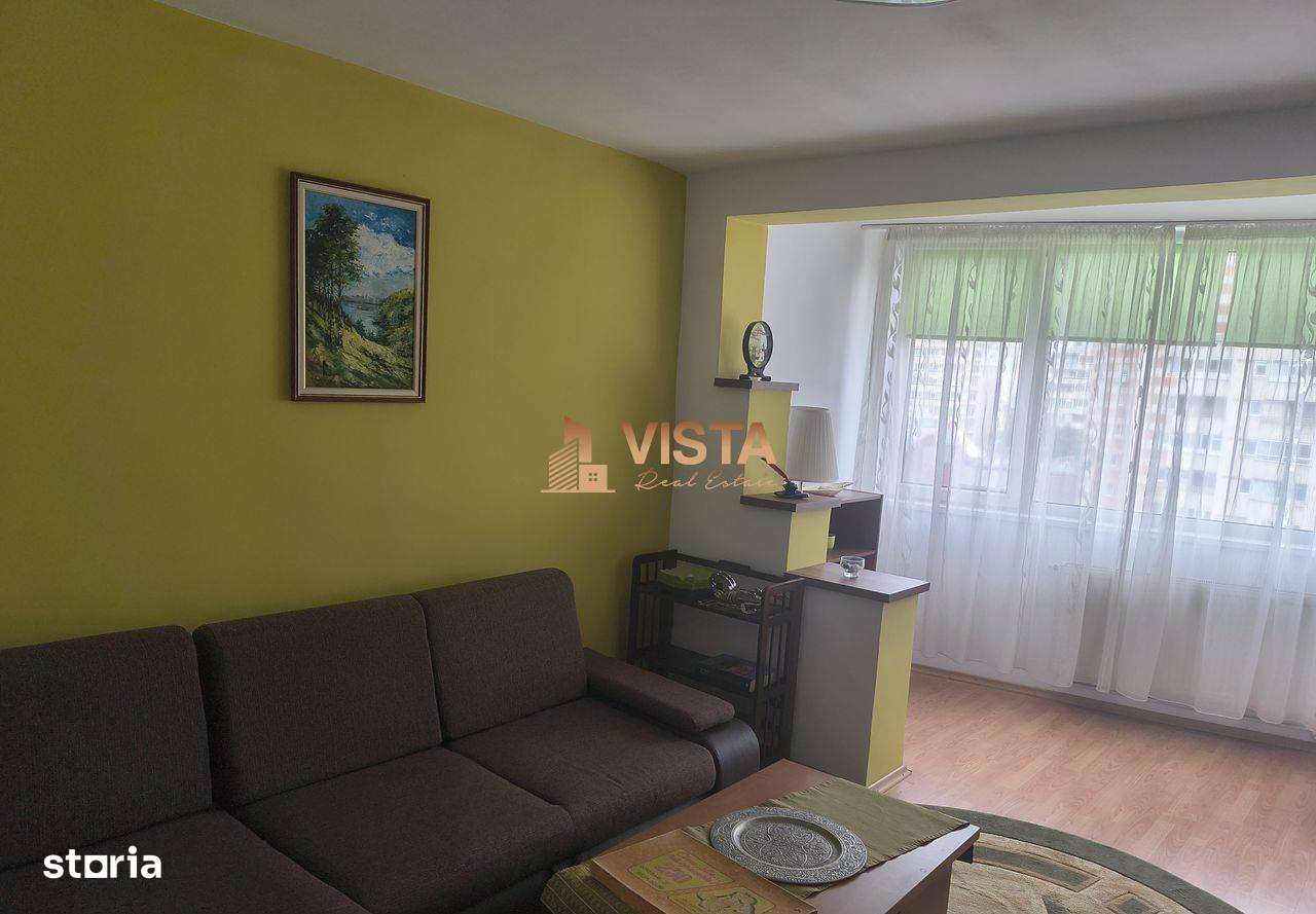 Apartament cu 3 camere, etaj intermediar,  in Scriitorilor, Brasov - Imagine principală: 2/10