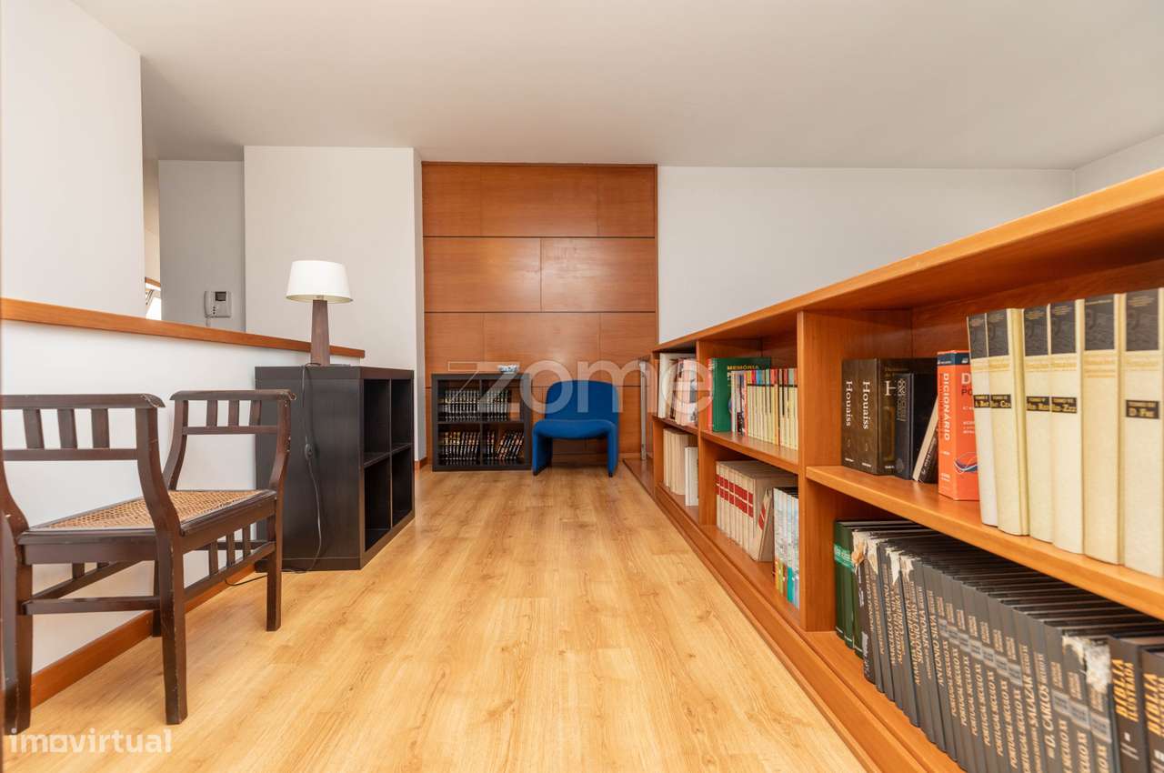 Moradia Moderna em Taveiro, Coimbra com Vistas Desafogadas-30