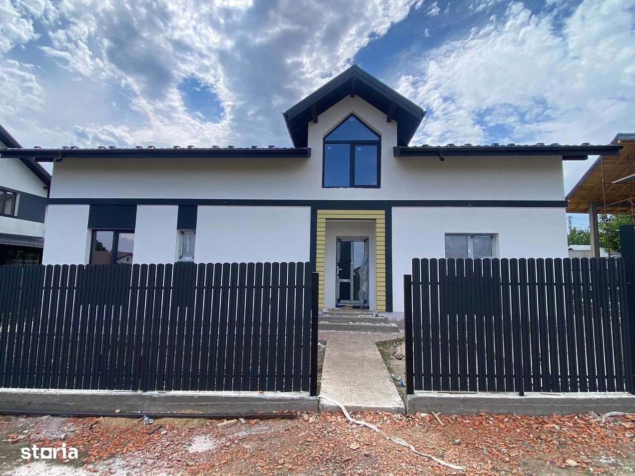 Casa Valea Ursului comuna Miroslava, la padure, CANALIZARE! - Imagine principală: 1/4