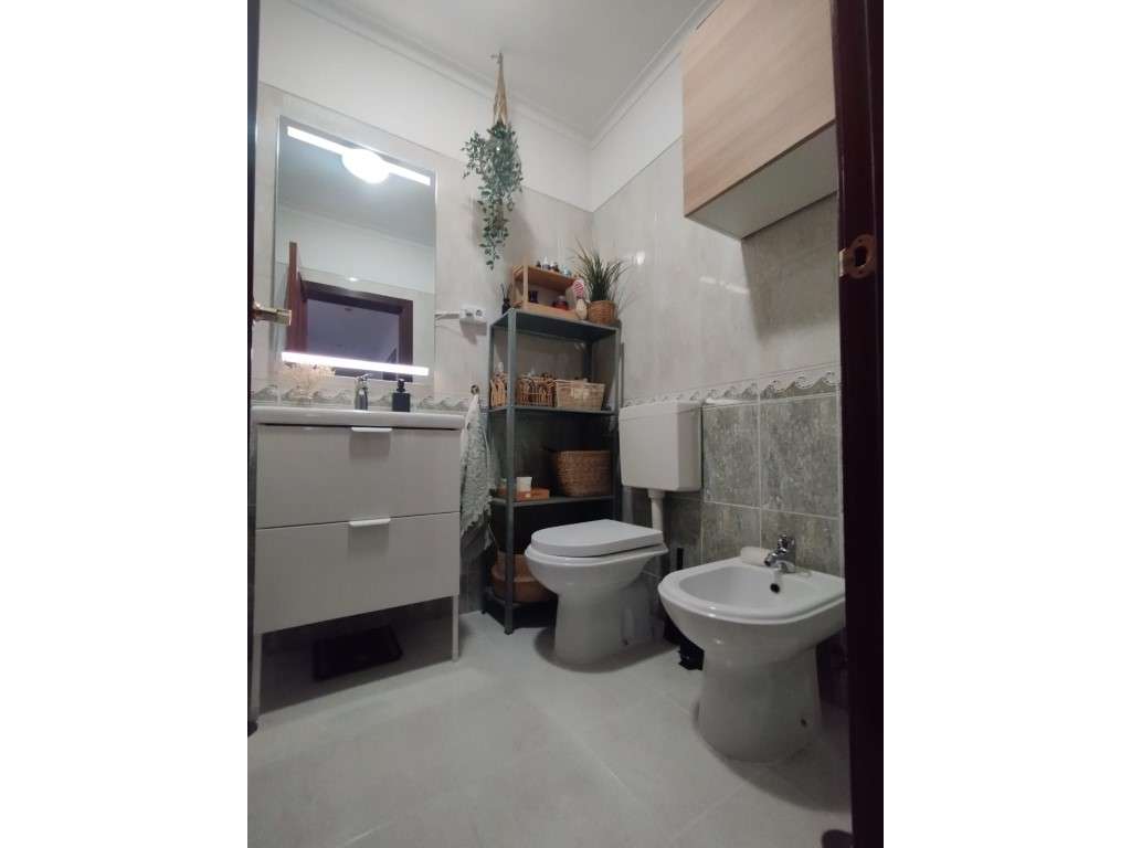 T2 com estacionamento e arrecadação em São Marcos-15