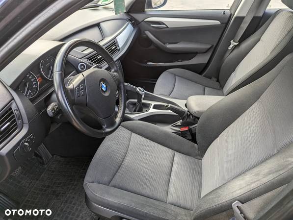 BMW X1 sDrive18i - 10