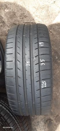 Kumho 225/35/19 nr 31 - 1