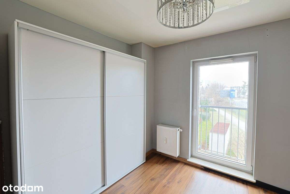 Na sprzedaż przestronne 3-pokojowe mieszkanie