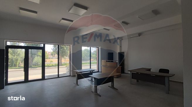Spațiu comercial 93 mp de vanzare Ultracentral Promenada Crisului-7