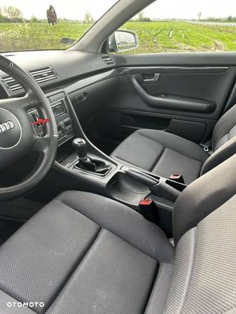 Audi A4 Avant 1.6 - 11