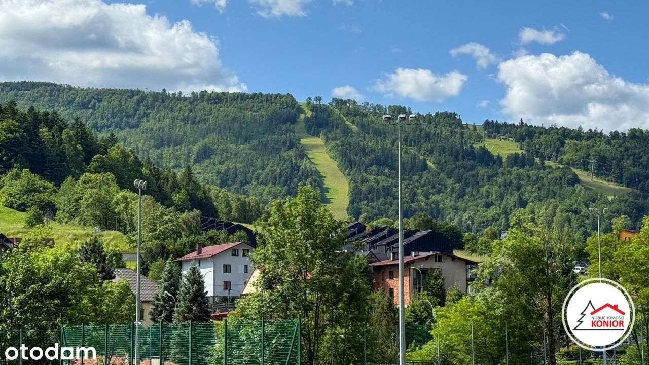 Dom z ogrodem w atrakcyjnej lokalizacji blisko wyciągów .-8