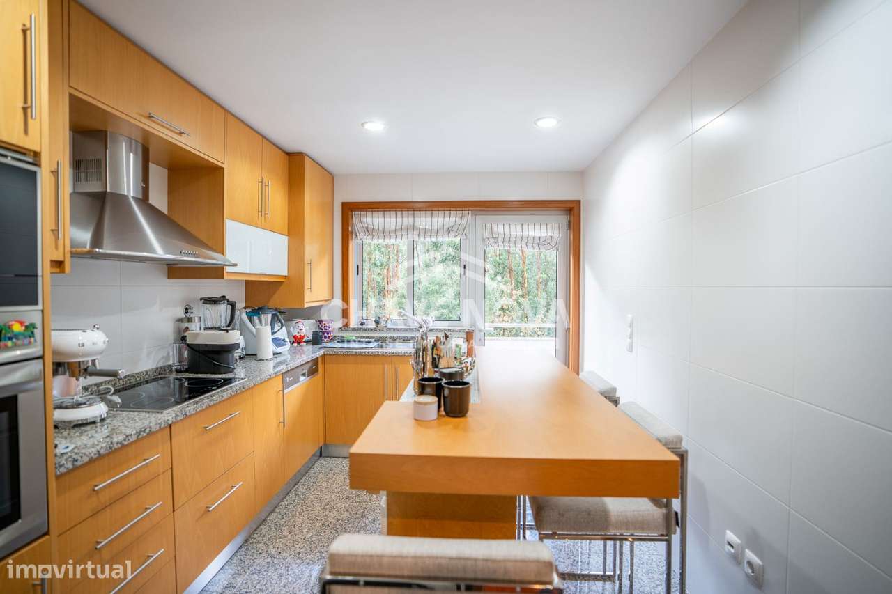 Andar Moradia T3 em S. Mamede do Coronado - Grande imagem: 5/27