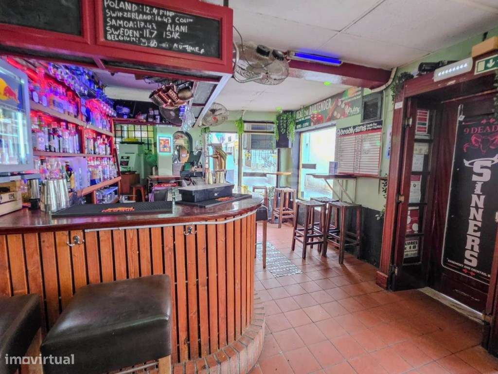 Bar com Cave e Apartamento T2 no Centro Histórico - Prontos a Renta... - Grande imagem: 2/30