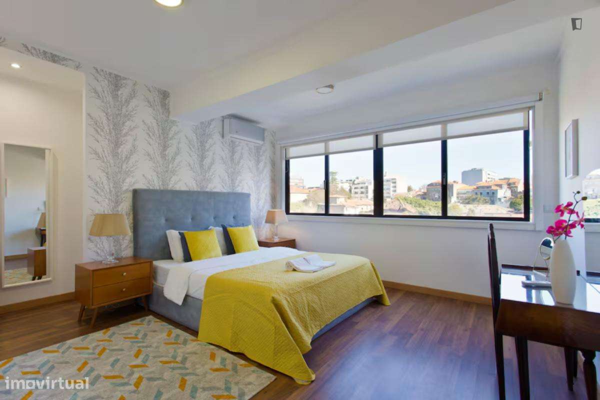 Apartamento com 1 quartos - localizado em Cedofeita Porto - Grande imagem: 3/10